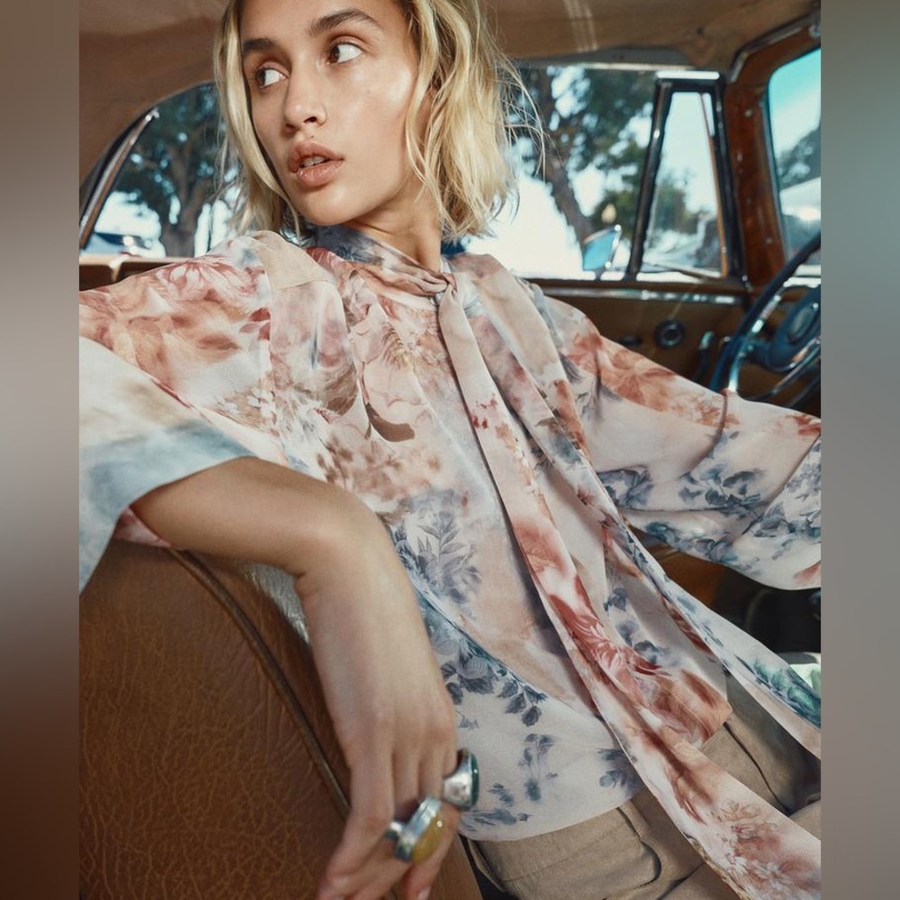 Zara Women's Floral Print Shirt with Tie NWT - Picture 16 of 16